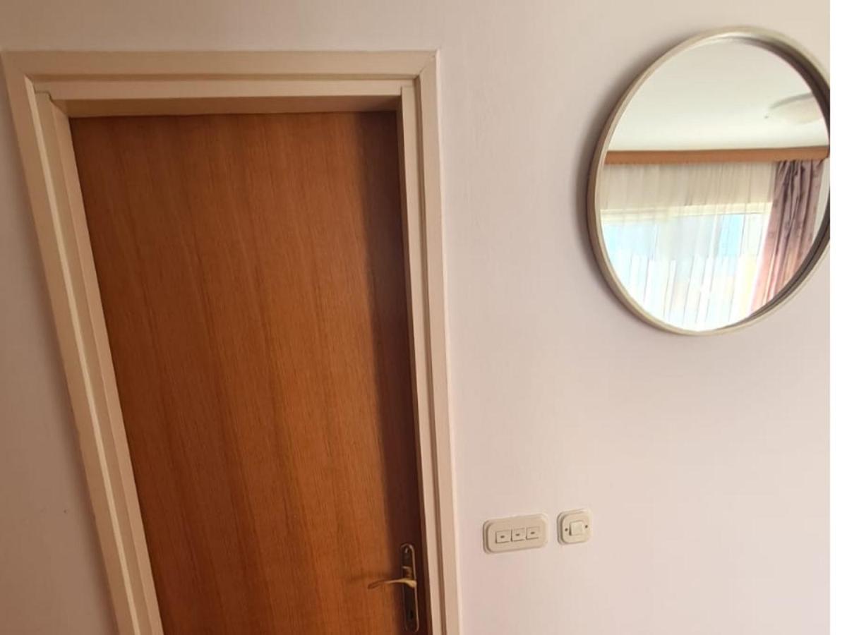 Apartman Ljubav Makarska Exterior photo
